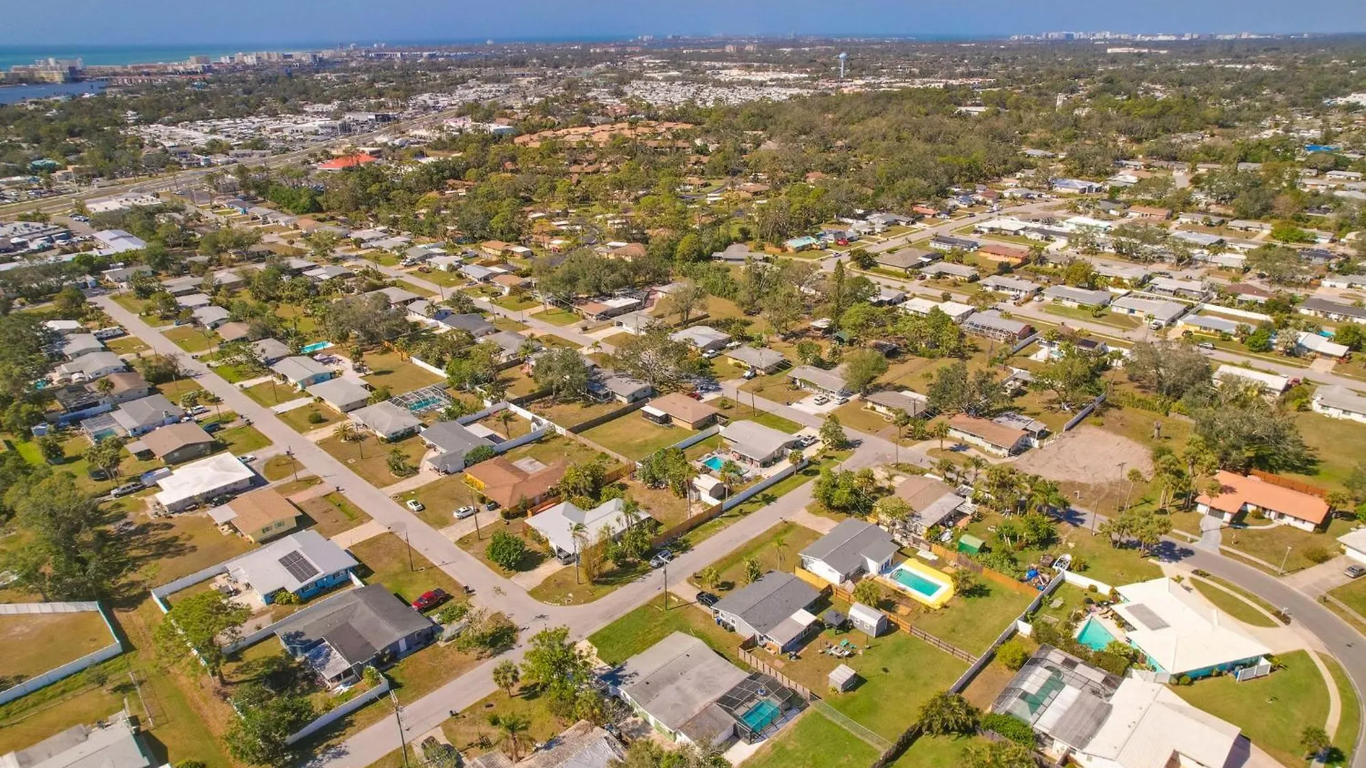 Getaway With Heated Pool And Fence By Siesta Key Beach *