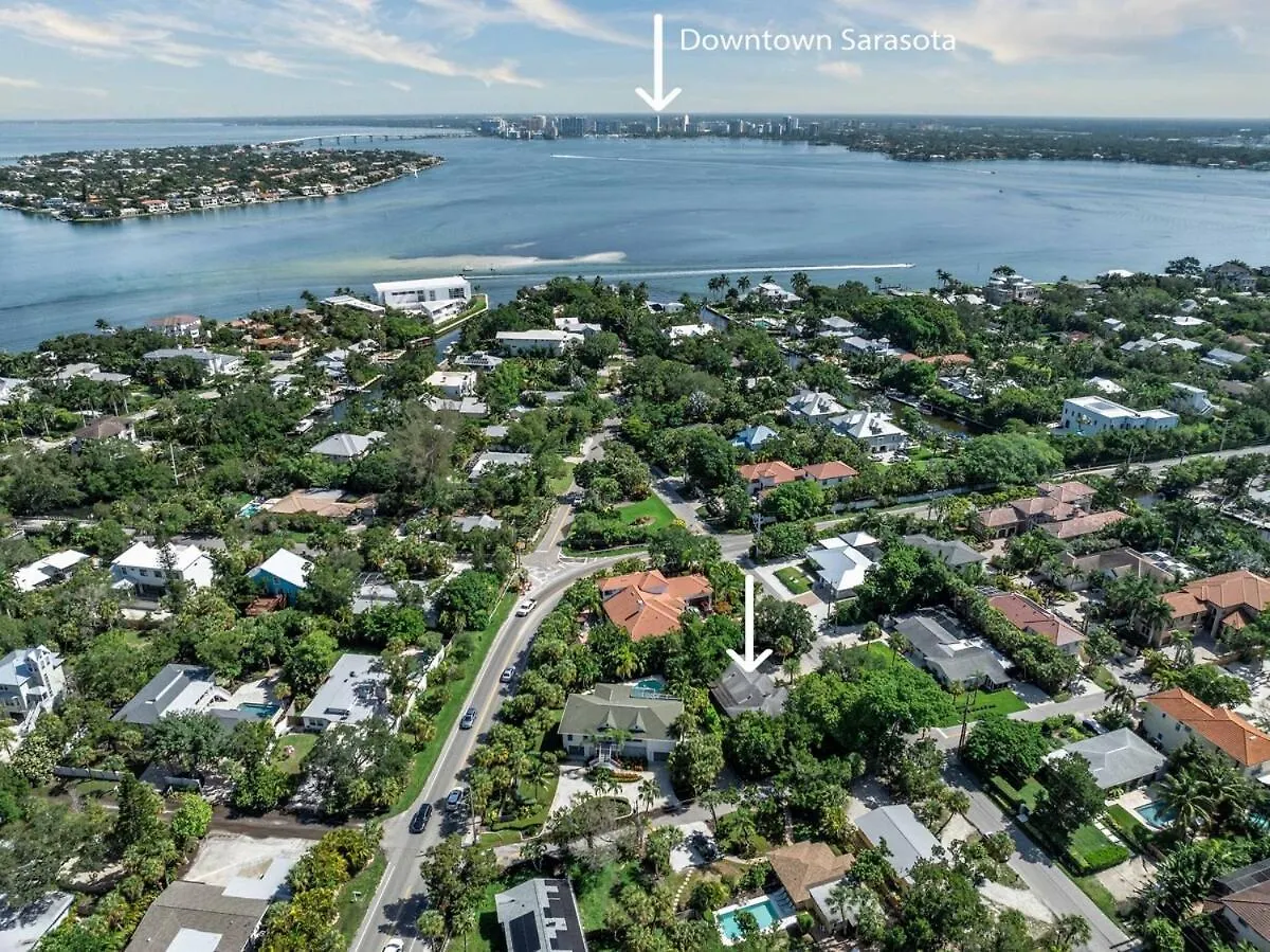 Siesta Key Under The Banyan Tree 3 Bed 3 Bath * Sarasota