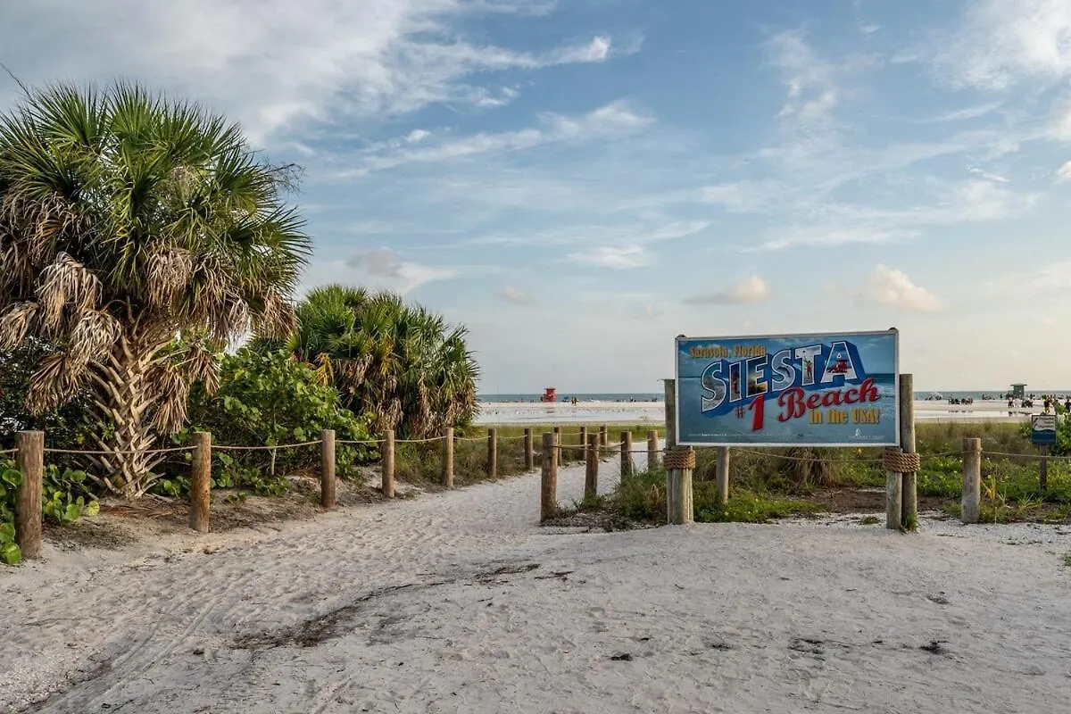 Siesta Key Under The Banyan Tree 3 Bed 3 Bath * Sarasota