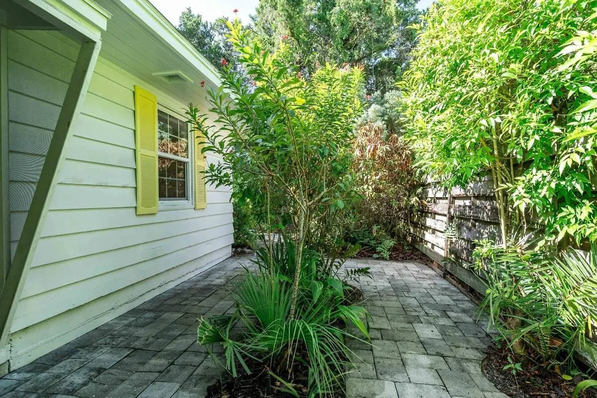 Siesta Key Under The Banyan Tree 3 Bed 3 Bath Holiday home *