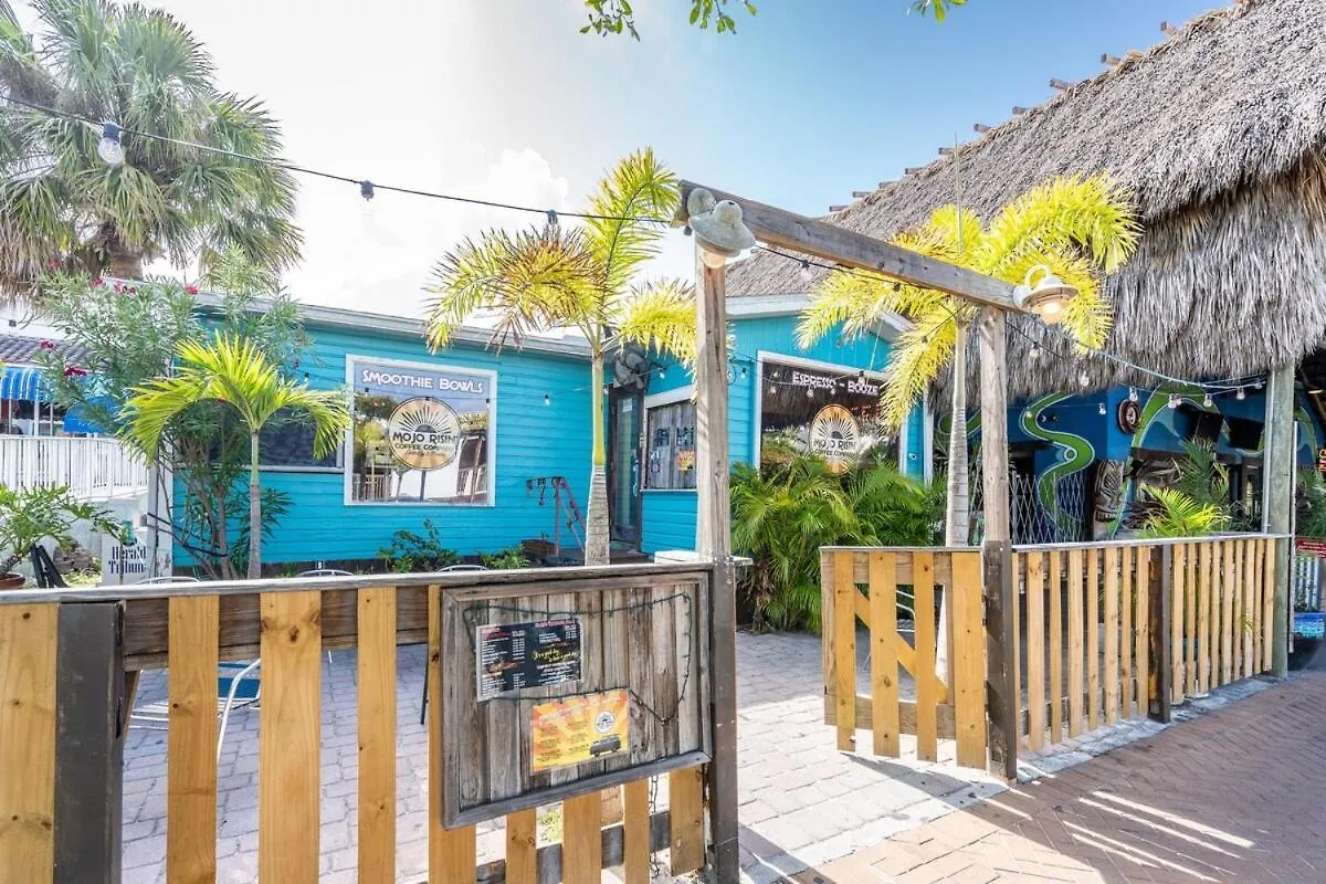 Siesta Key Under The Banyan Tree 3 Bed 3 Bath Holiday home Sarasota