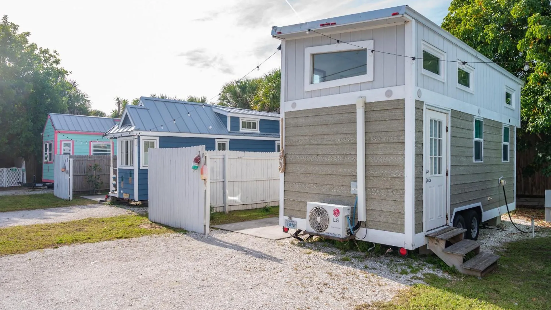 Tiny House - Pelican Holiday home