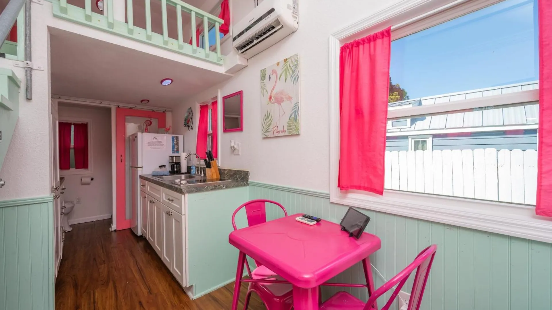 Tiny House - Flamingo Sarasota