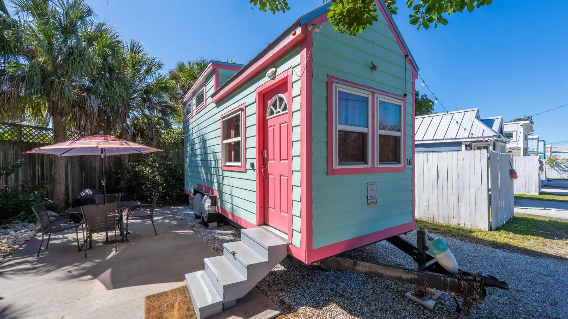 Tiny House - Flamingo Sarasota