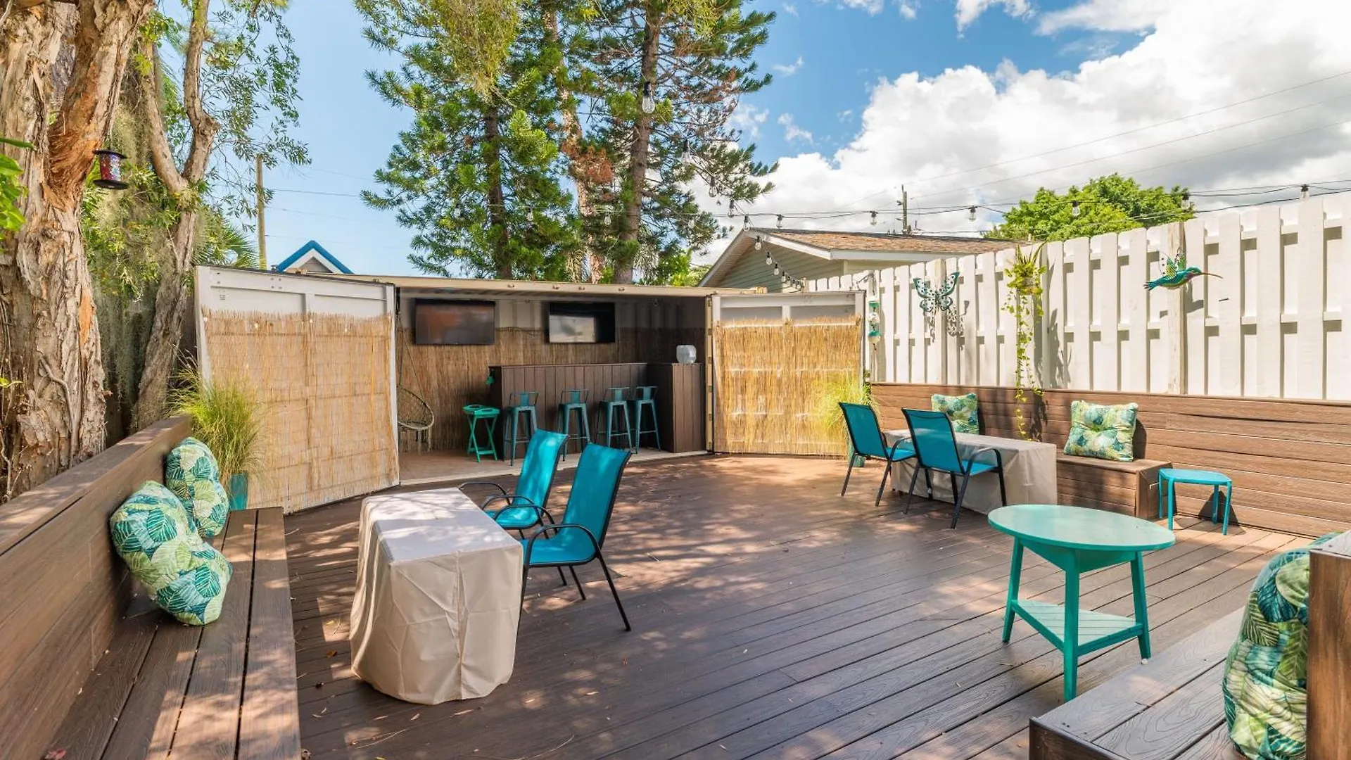 Tiny House - Aqua Oasis *
