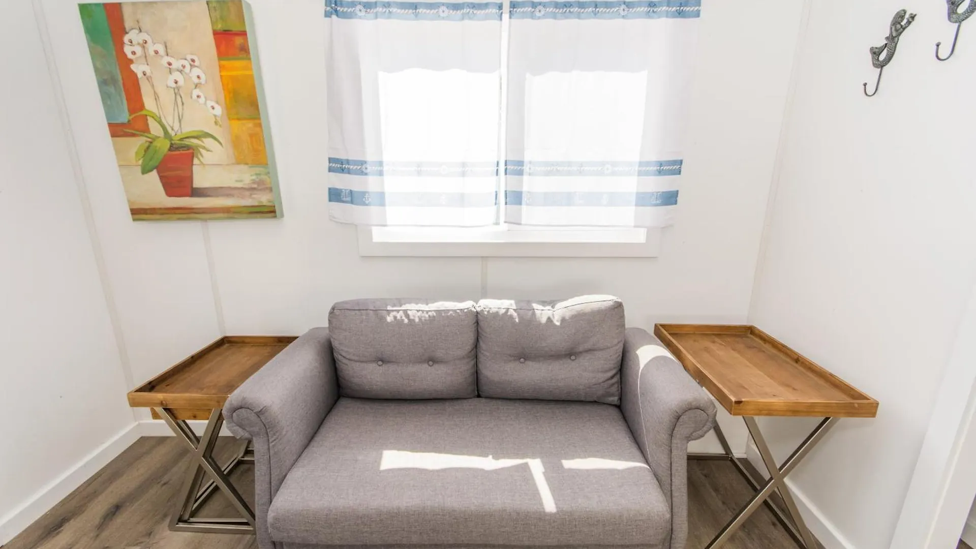 Tiny House - Aqua Oasis Sarasota