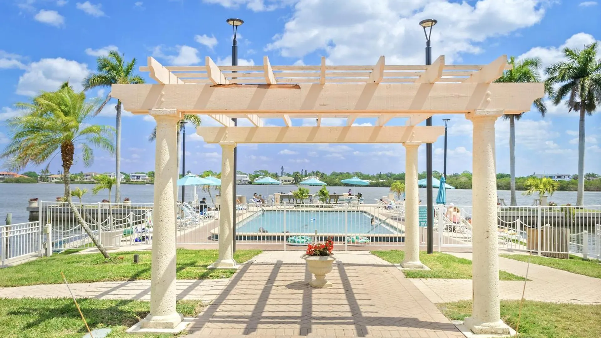 Holiday home 2br- 344pbc