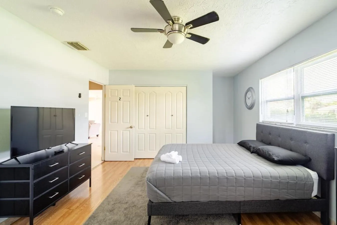 Serene Escape Cozy Close To Beaches Sarasota