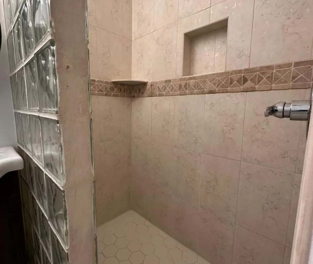 Eco Private Rm W Bath Golf Nearby J2a Shared *