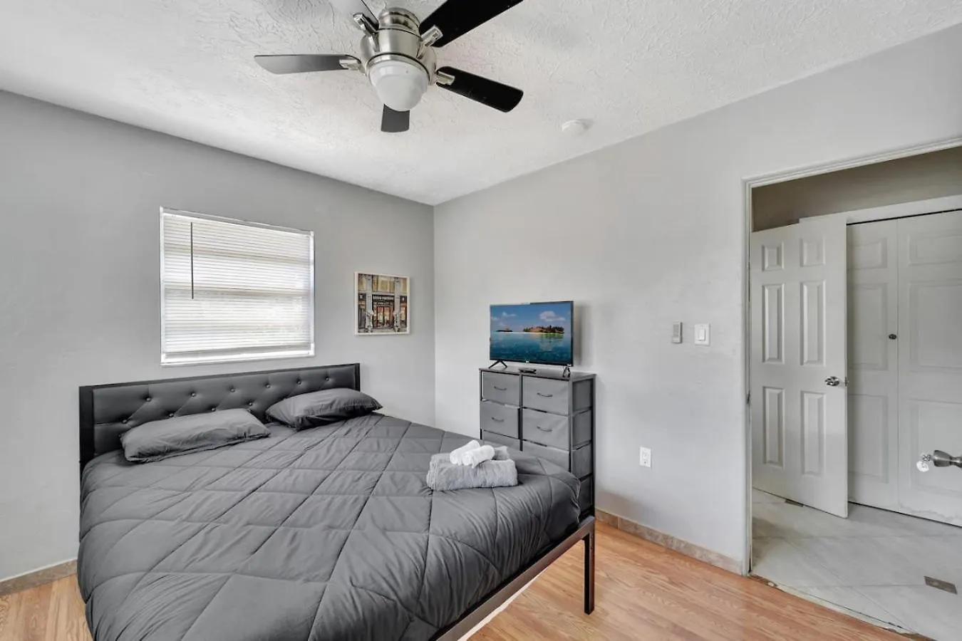 Cozy Retreat Pvt Rm Close To Siesta Keys J3a Shared Holiday home