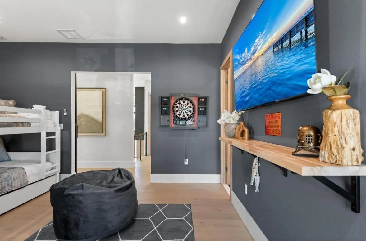 Coastal Luxe, Saltpool Spa, 5miles To Siesta Holiday home