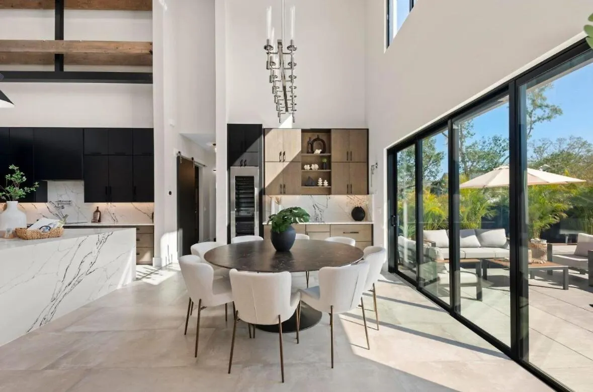Coastal Luxe, Saltpool Spa, 5miles To Siesta Holiday home *