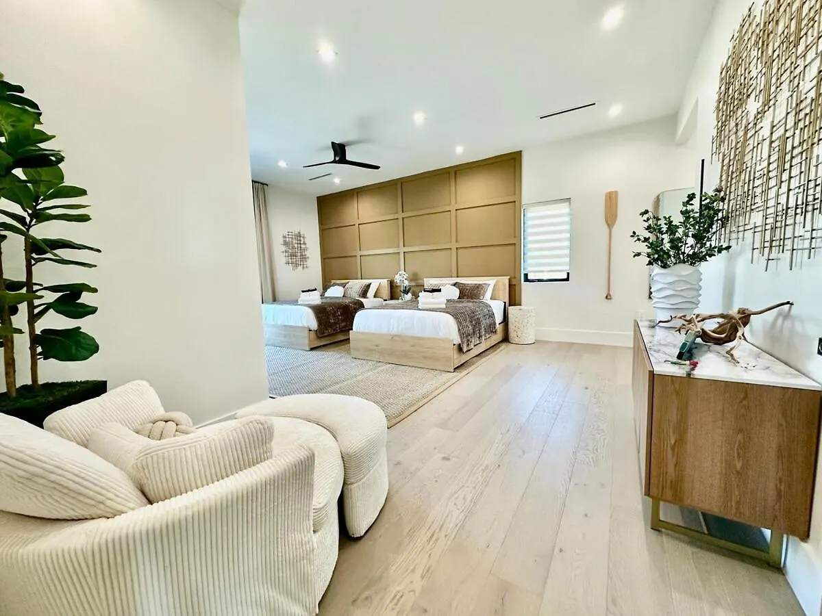 Coastal Luxe, Saltpool Spa, 5miles To Siesta Holiday home