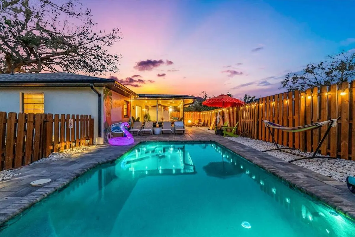 Fun 4Bd Saltwater Pool Oasis Games Near Beaches Holiday home