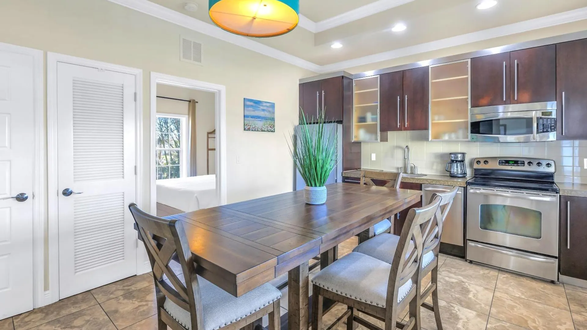 Kaia S Sarasea At Siesta Key At A Glance