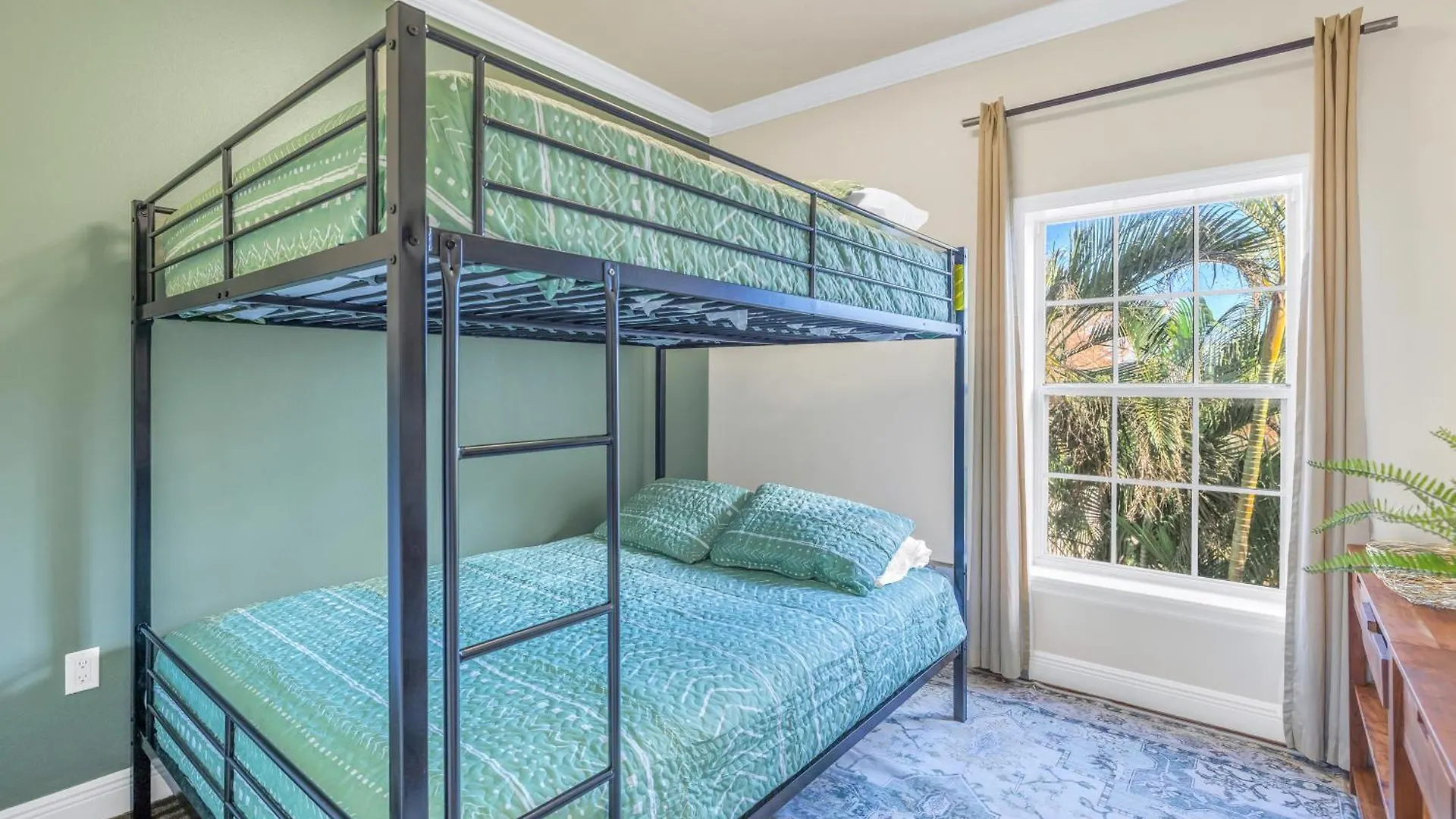 Kaia S Sarasea At Siesta Key At A Glance *