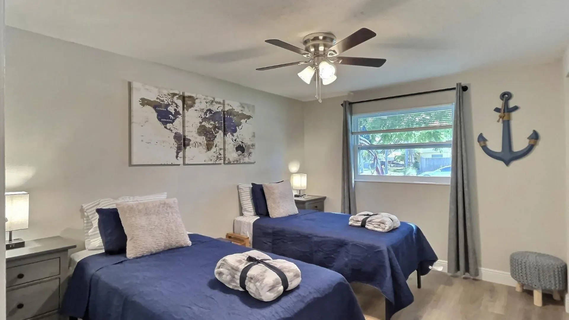 Holiday home New Warm Modern Bliss Just 10 Minutes From Siesta Key Beaches And Downtown *