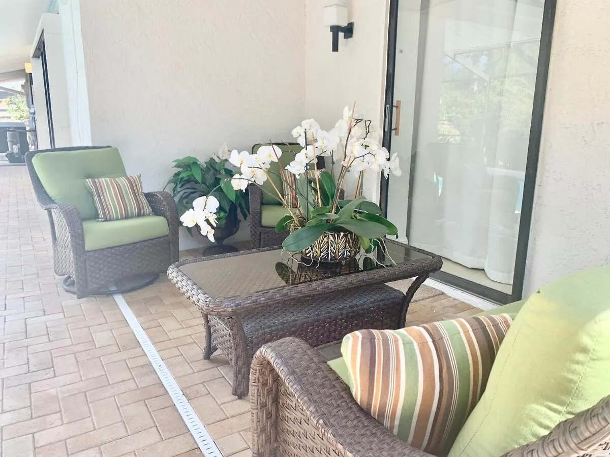 Relaxing 3br 2ba Oasis With Heated Villa Sarasota