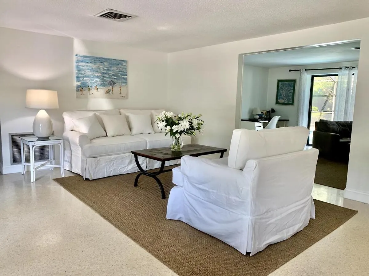 Villa Relaxing 3br 2ba Oasis With Heated