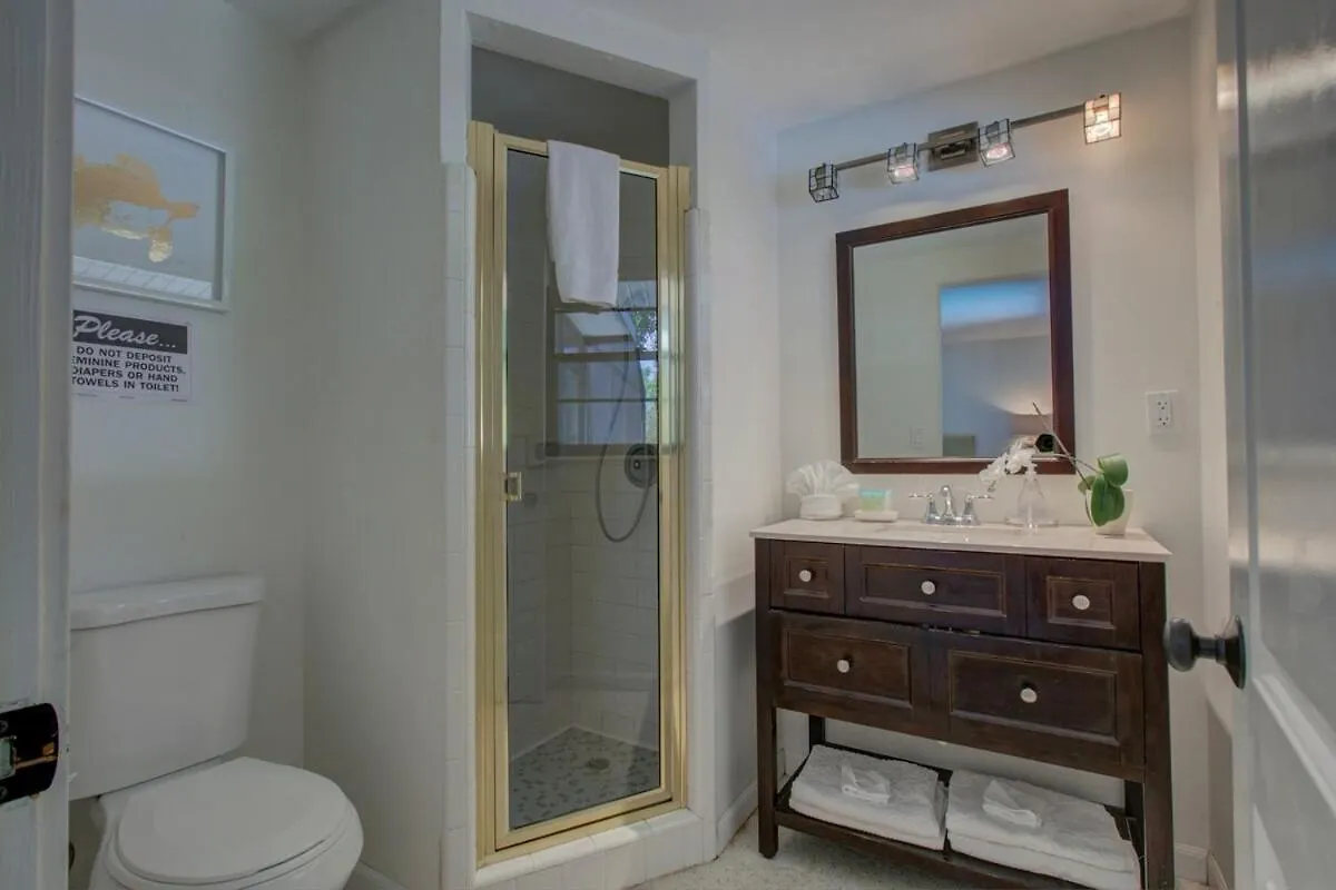 Relaxing 3br 2ba Oasis With Heated * Sarasota