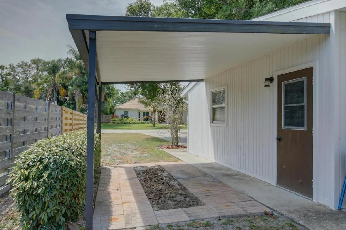 Relaxing 3br 2ba Oasis With Heated Villa Sarasota