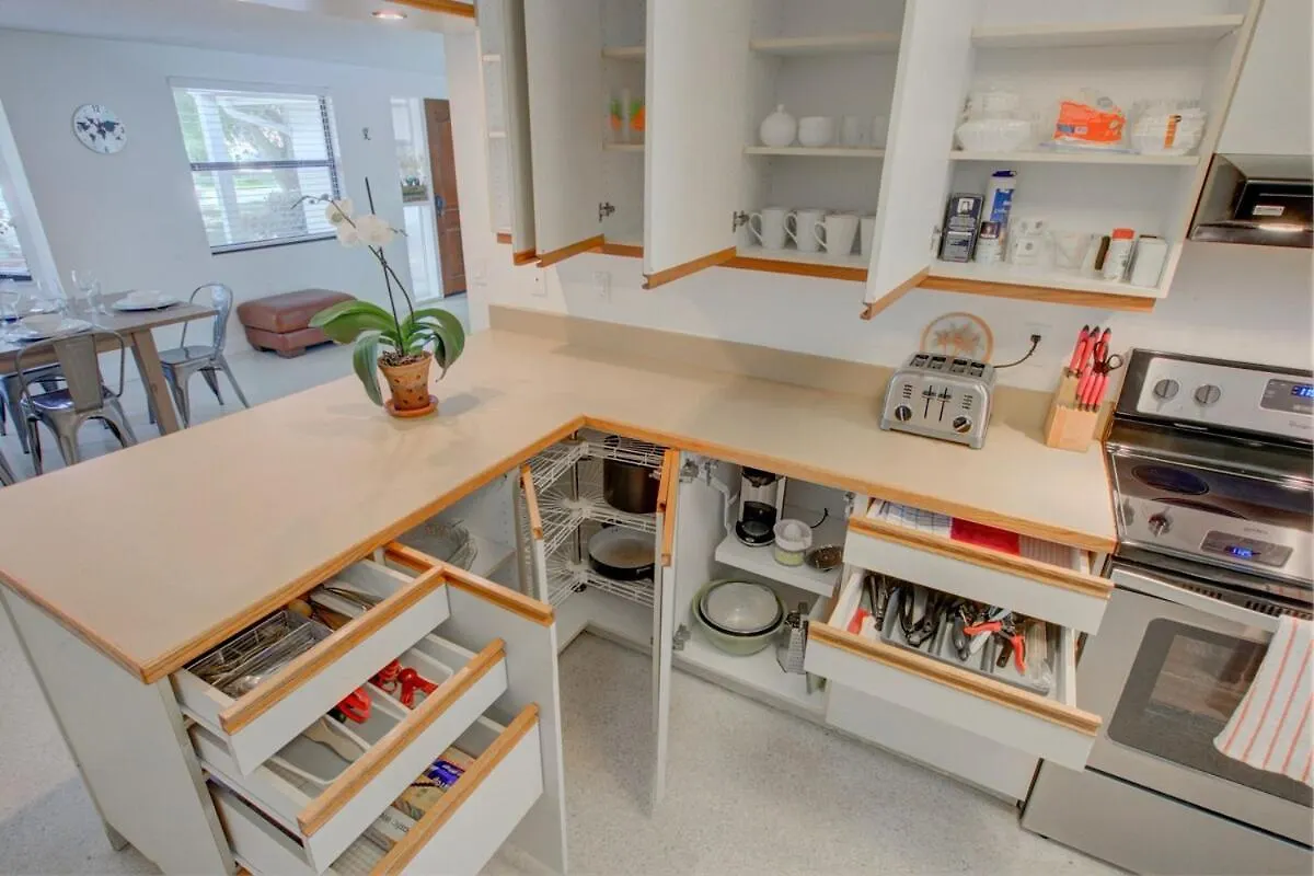 Villa Relaxing 3br 2ba Oasis With Heated Sarasota