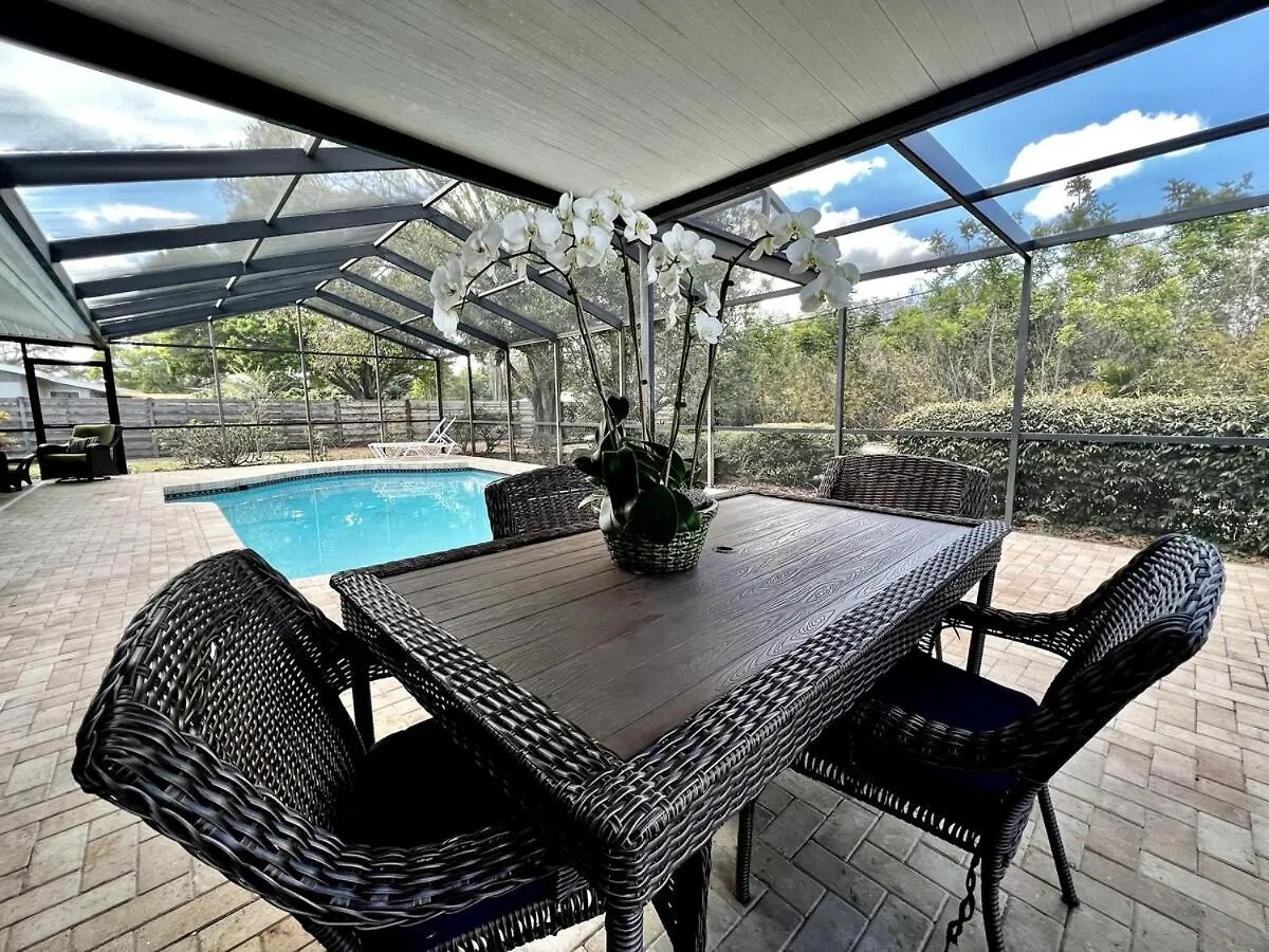 Villa Relaxing 3br 2ba Oasis With Heated