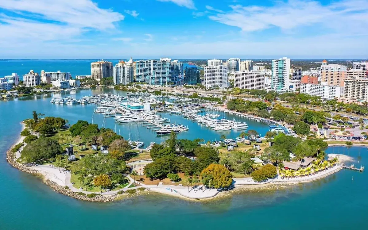Tropical Casa * Sarasota