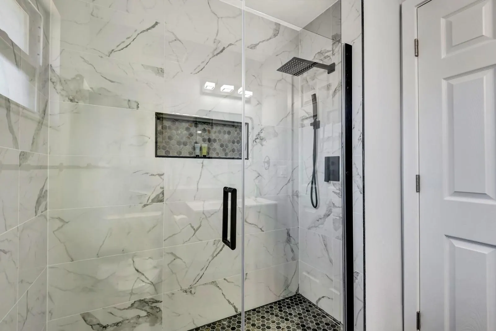 Holiday home Luxury Escape Dream Vacation With Heated Pool And