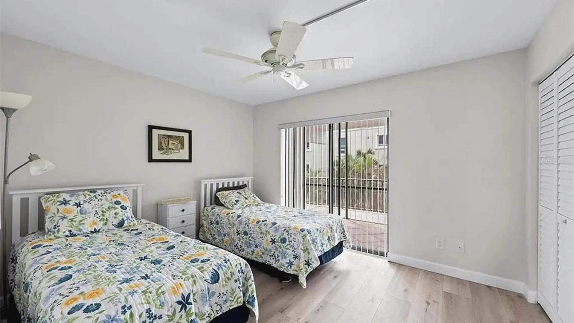 Apartment Lido Stylish Coastal Retreat *