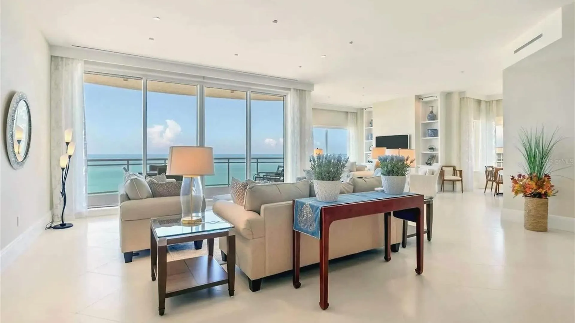 Luxury Spacious 3 Bedroom Beachfront Sarasota