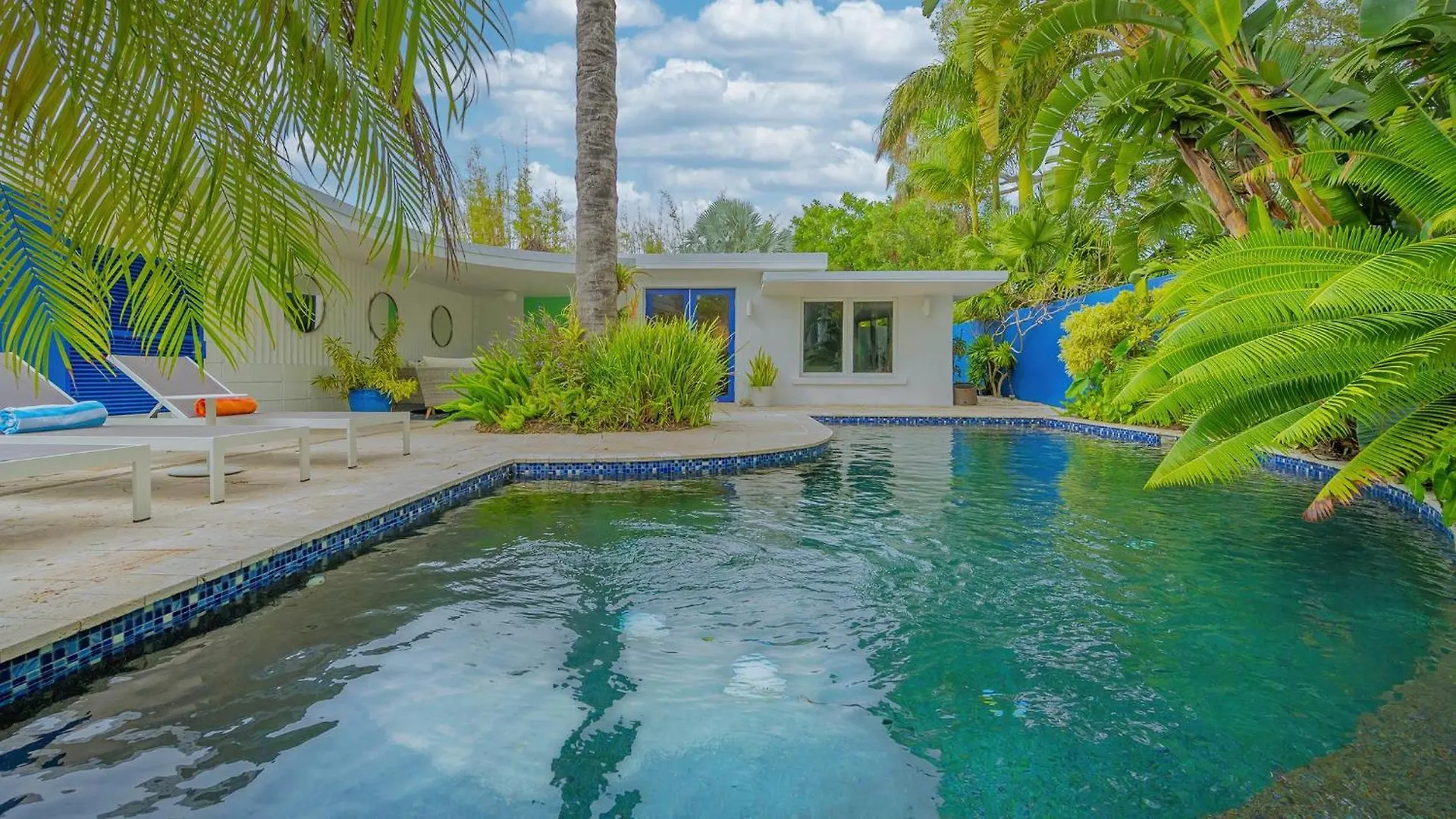 Luxe Oasis - 517 Holiday home *