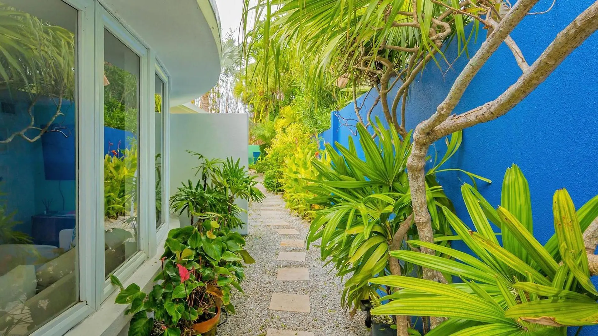 Luxe Oasis - 517 Holiday home