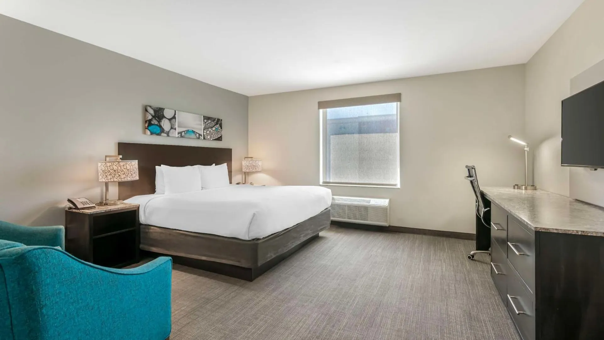 Magnolia Pointe; Bw Signature Collection Hotel Fruitville