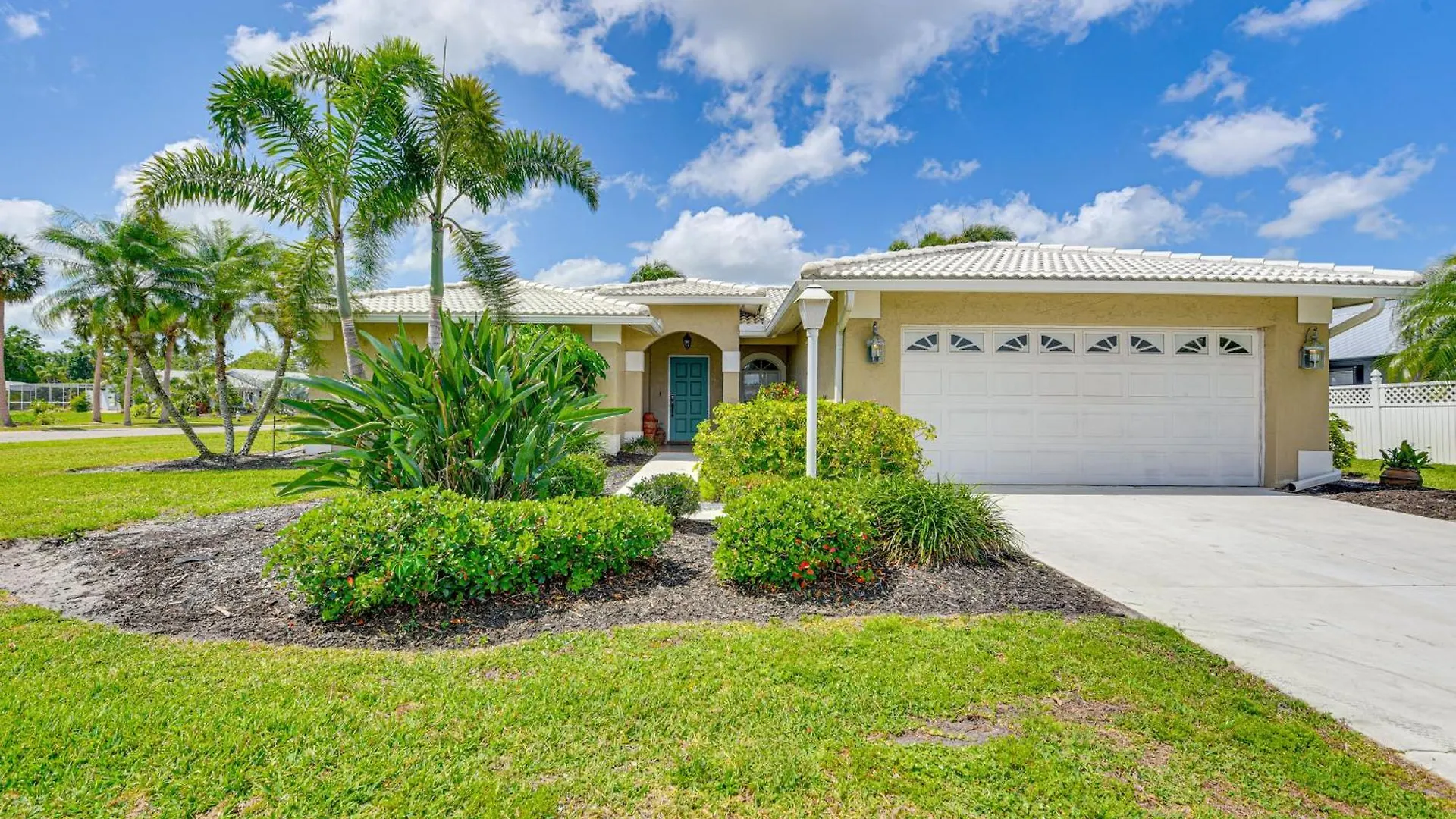 Lanai, And Sunset Views In * Sarasota