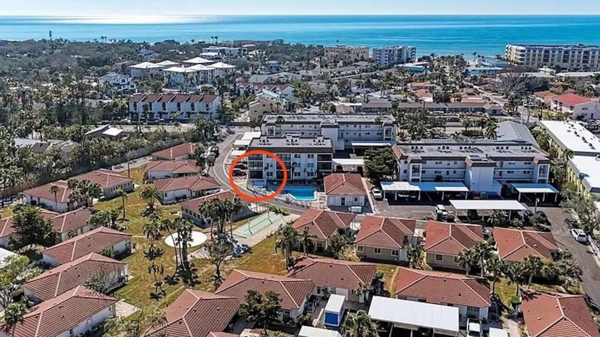 Vista Hermosa Steps To The Heated Pool * Sarasota