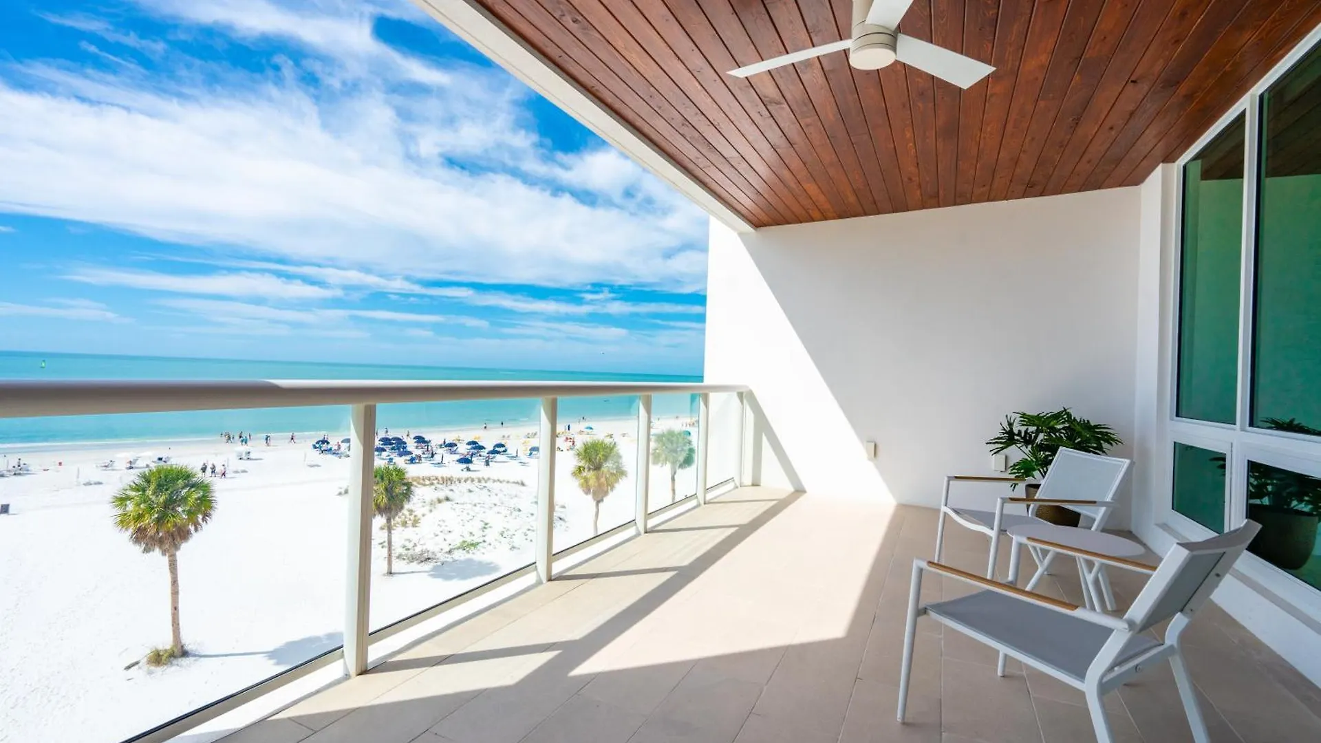 Apartment Ten35 Seaside *