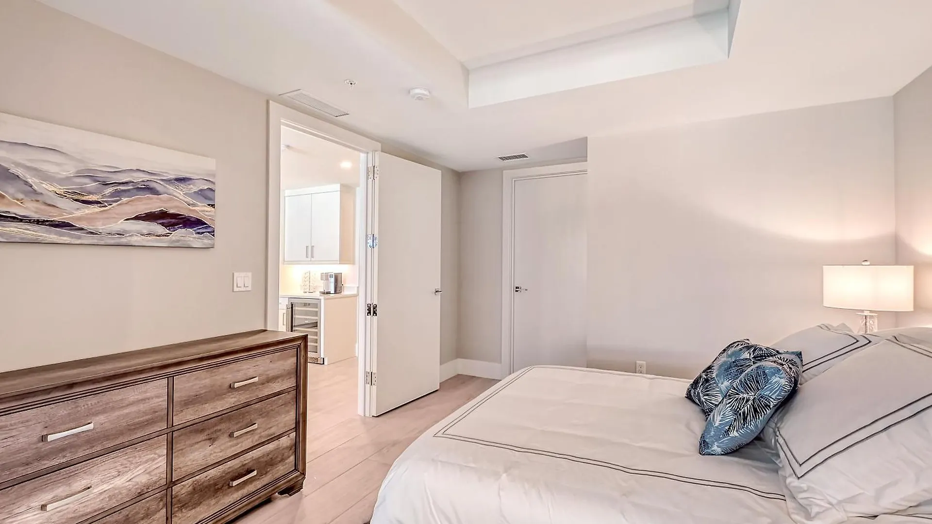 Apartment Ten35 Seaside *