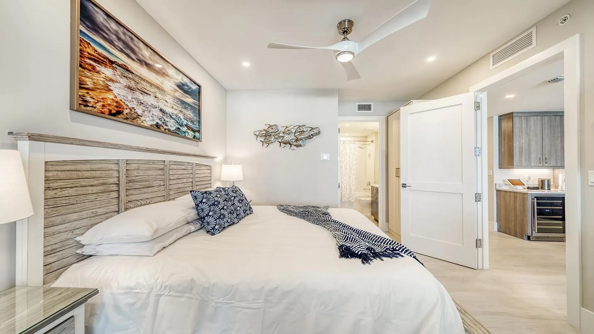 Ten35 Seaside *