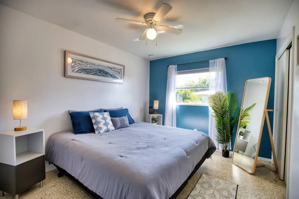 Holiday home 2 King Beds, Patio, Siesta Key *