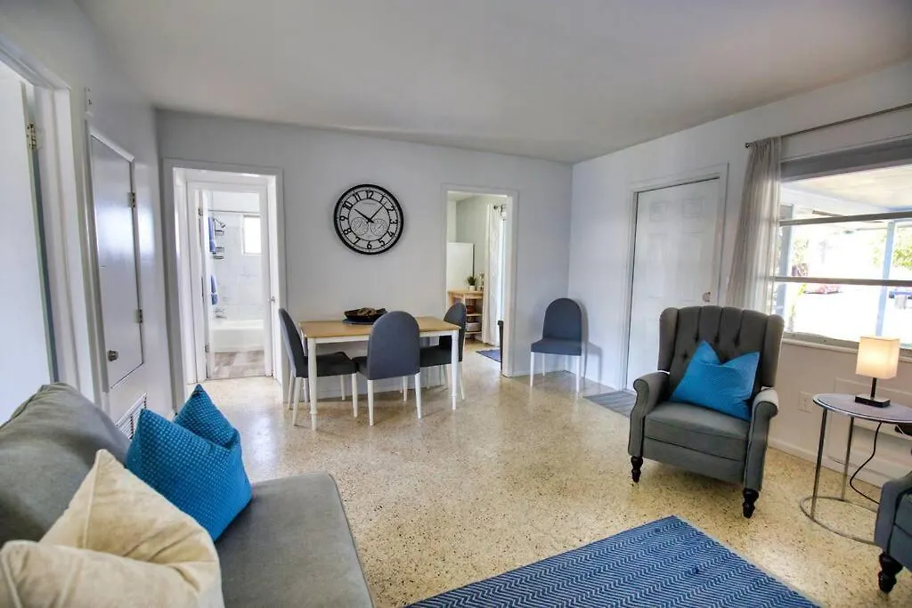 Holiday home 2 King Beds, Patio, Siesta Key *
