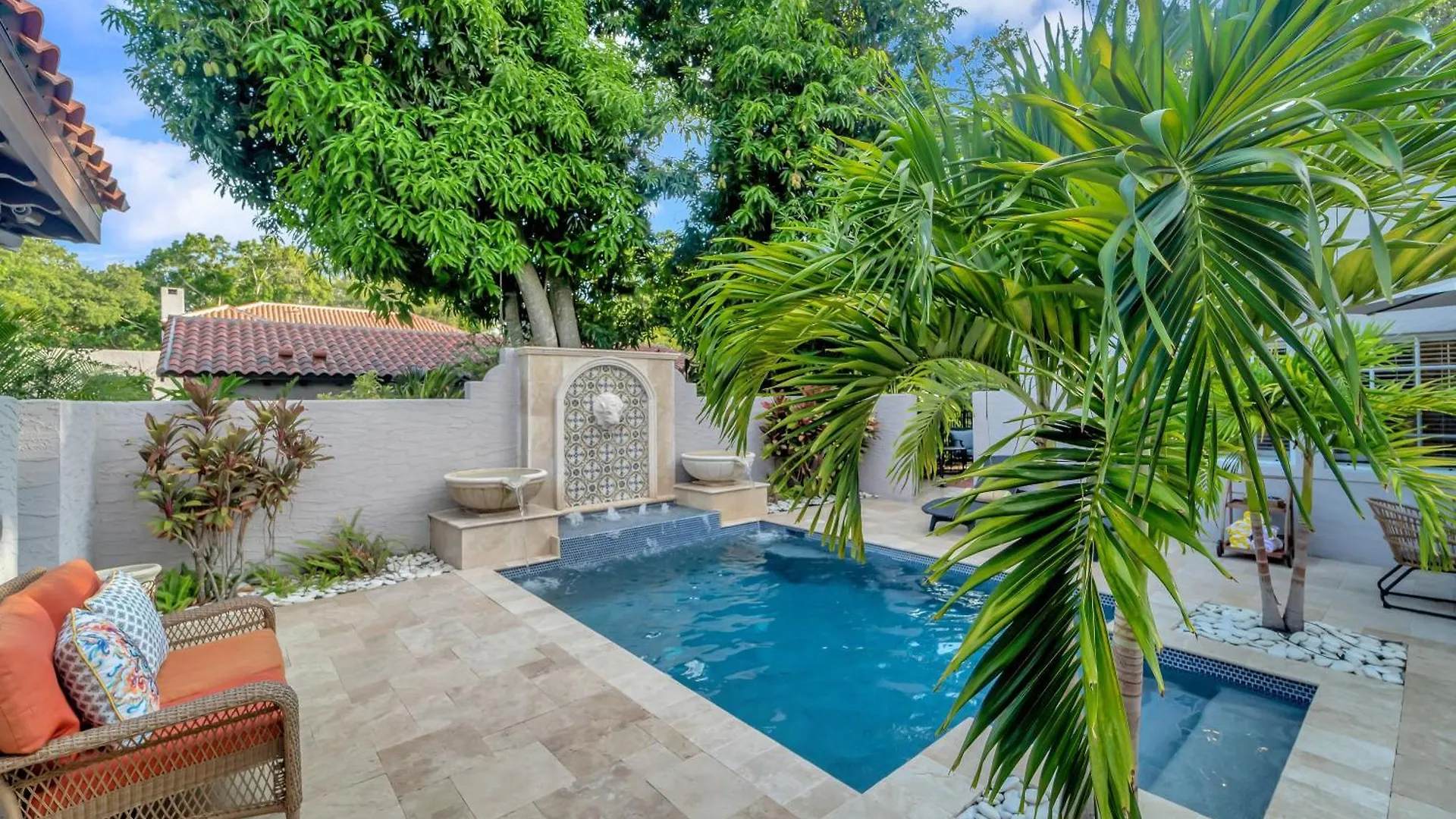 Pool Courtyard, Patio With Fire Pit, 2 Mls Downtown Vr24-00130 Σπίτι διακοπών Σεϊρασότα