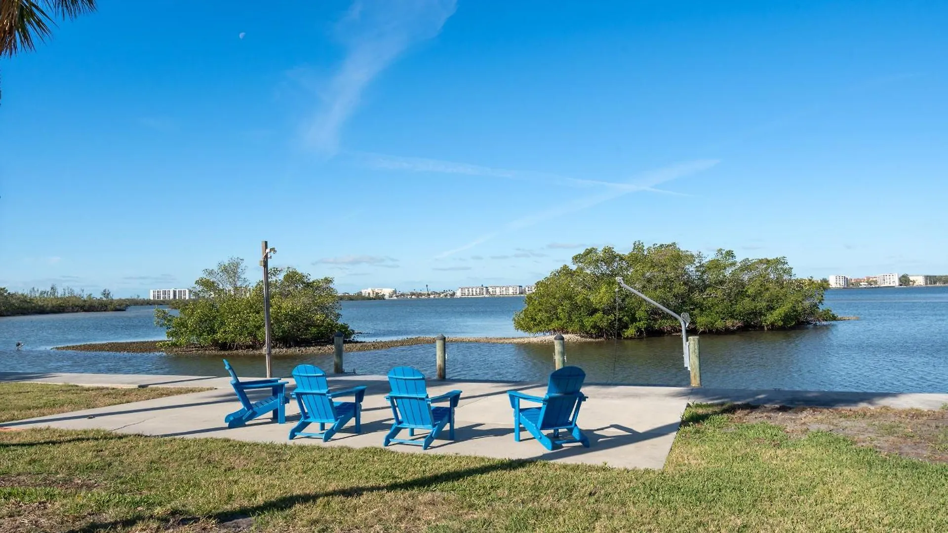 Oceanfront With Heated Pool * Sarasota