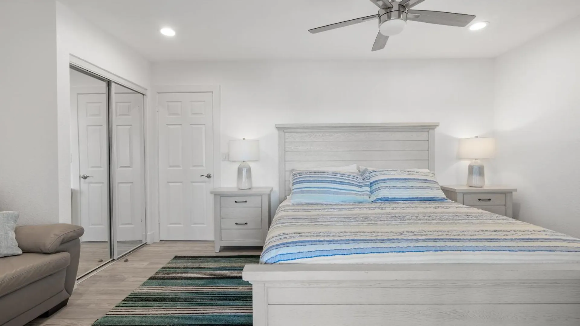 Villa Oceanfront With Heated Pool