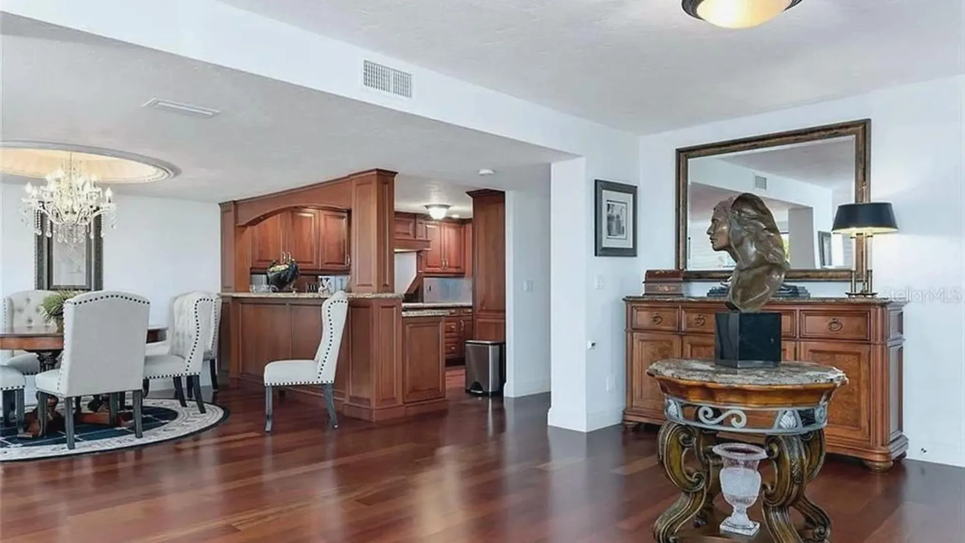 Spacious 3-bedroom With Access *