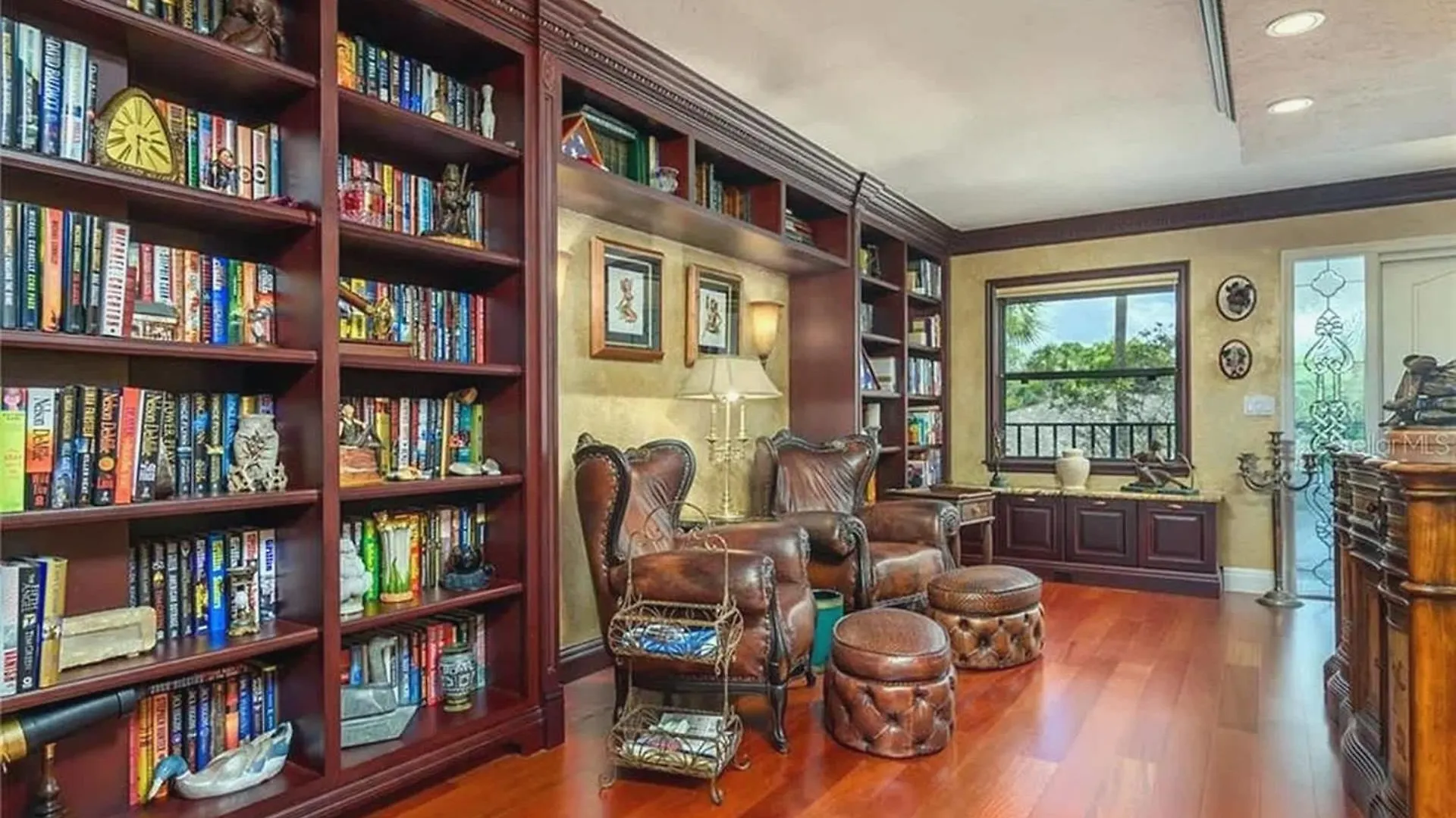 Spacious 3-bedroom With Access * Sarasota