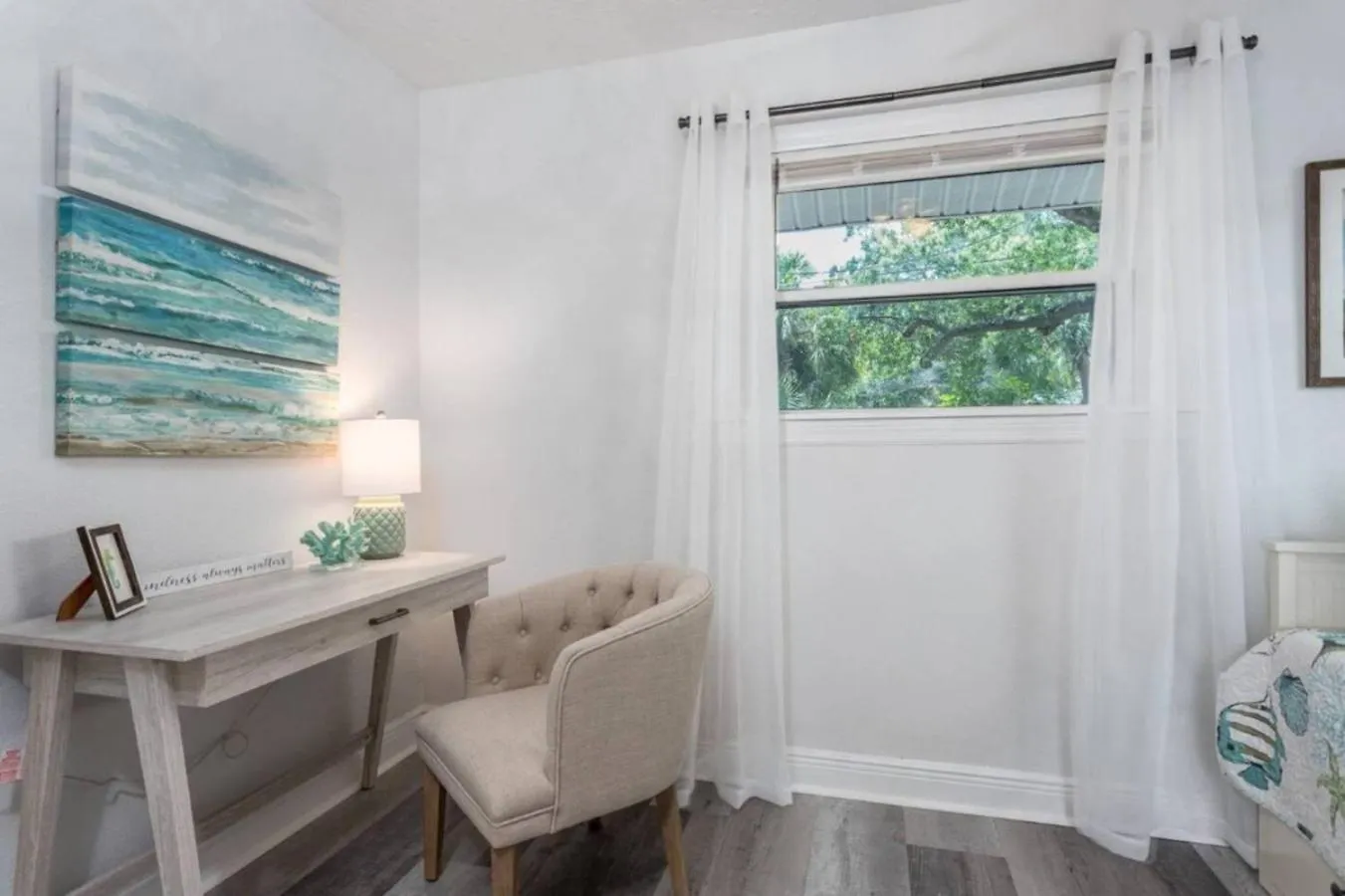 Holiday home Annie's Urban Escape - 5min To Downtown - Hottub