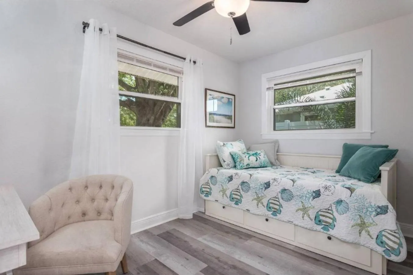 Annie's Urban Escape - 5min To Downtown - Hottub *