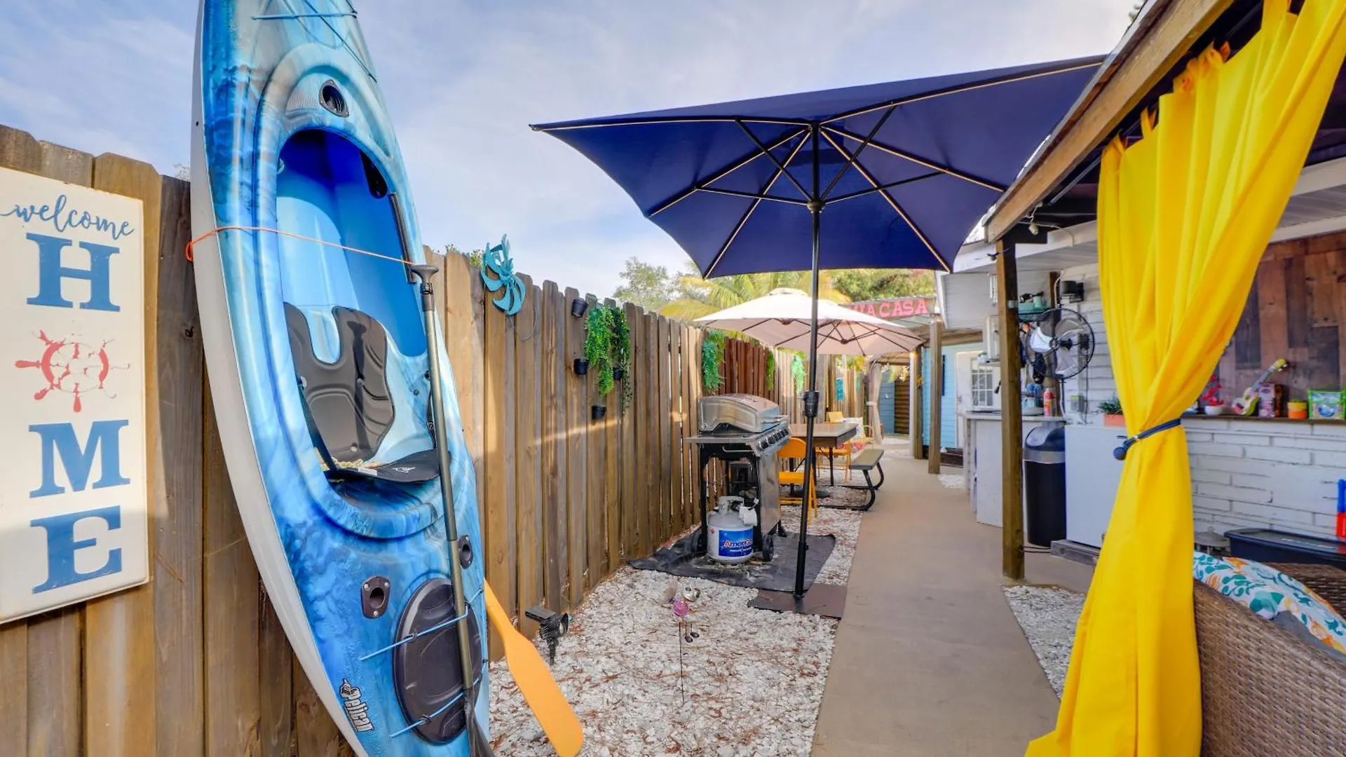 Apartment 6 Mi To Siesta Outdoor Oasis With Hot Tub