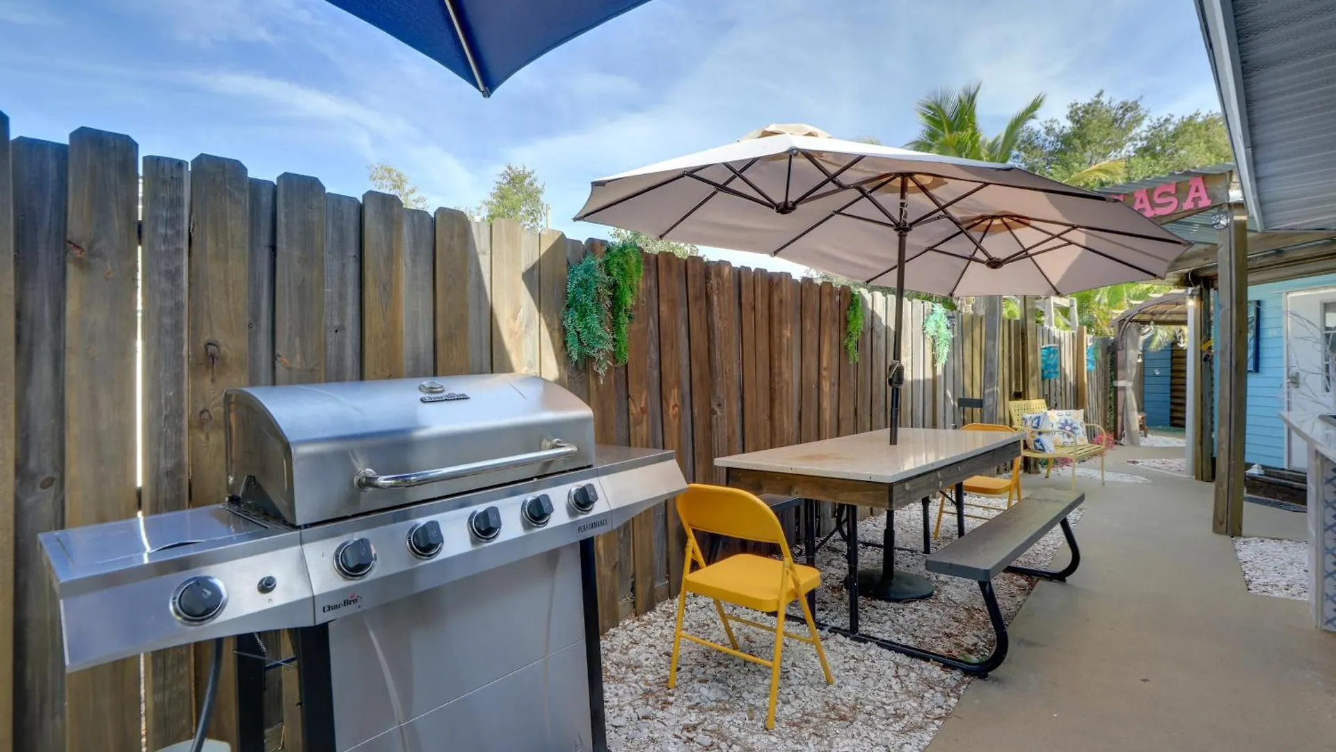 6 Mi To Siesta Outdoor Oasis With Hot Tub * Sarasota
